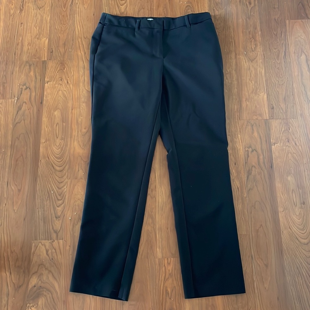 Dana Buchman Pants